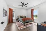 3715 Fairview Dr - Photo 21