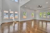 3715 Fairview Dr - Photo 5