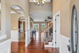 1004 Thrasher Dr - Photo 3