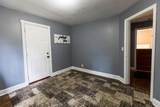 30 E Thompson Ln - Photo 37