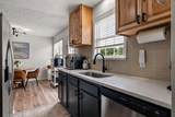 3941 Honeysuckle Way - Photo 15