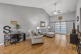 395 Devon Chase Hl - Photo 11