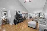 395 Devon Chase Hl - Photo 8