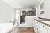 1740 Anna Maria Ln - Photo 15