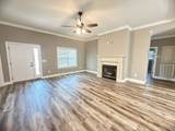 389 Colonial Dr - Photo 2