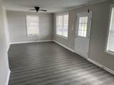 2289 Clarksville Rd - Photo 4
