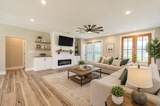 300 Charleston Ln - Photo 15
