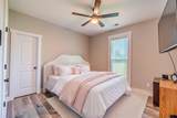 300 Charleston Ln - Photo 40