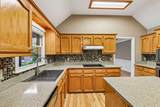 718 Palisade Dr - Photo 11