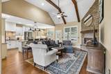 138 Circle Drive - Photo 7