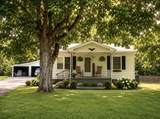 325 Spring St - Photo 2
