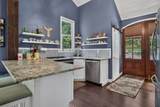 1025 Lakeside Dr - Photo 8