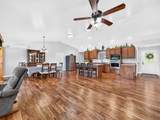 219 Zizka Dr - Photo 8