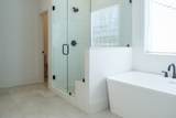 2818 Valley Rd - Photo 13