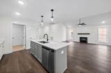 908 Bankside Dr - Photo 4