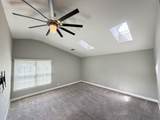 1303 Queensland Way - Photo 32