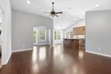 395 Devon Chase Hl - Photo 4