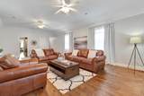 902 Rushmore Dr - Photo 37