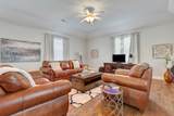 902 Rushmore Dr - Photo 38
