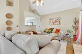 902 Rushmore Dr - Photo 10