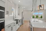 1121 Lawrence Ave - Photo 13