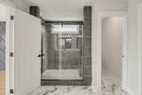 1121 Lawrence Ave - Photo 27