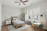 1121 Lawrence Ave - Photo 28