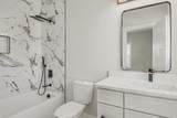 1121 Lawrence Ave - Photo 31