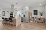 1121 Lawrence Ave - Photo 7