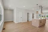 1121 Lawrence Ave - Photo 10