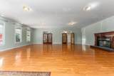 702 Meadowview Drive - Photo 5