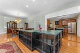 702 Meadowview Drive - Photo 9