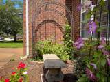 8468 Beautiful Valley Dr - Photo 34