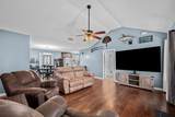 581 Oakwood Ln - Photo 11