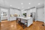 9503 Wexcroft Dr - Photo 30