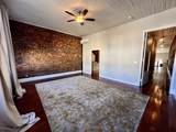 209 N 1st St - Photo 16