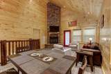 2784 Easy St - Photo 12