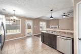 346 Vista Dr - Photo 10