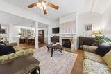 2766 Waywood Dr - Photo 10