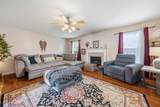 212 Grovedale Trce - Photo 2