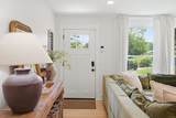 424 Kingview Ct - Photo 4