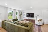 424 Kingview Ct - Photo 5