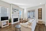 2318 Batavia St - Photo 11