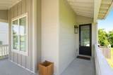 2318 Batavia St - Photo 3