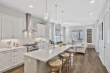 2318 Batavia St - Photo 9