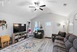 458 Laramie Dr - Photo 11