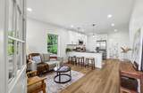 927 Fisher St - Photo 7