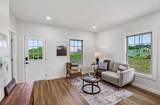 927 Fisher St - Photo 10