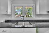 611 Henley St - Photo 12