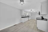 611 Henley St - Photo 8